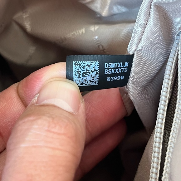 🌼Michael Kors Set - Picture 12 of 16